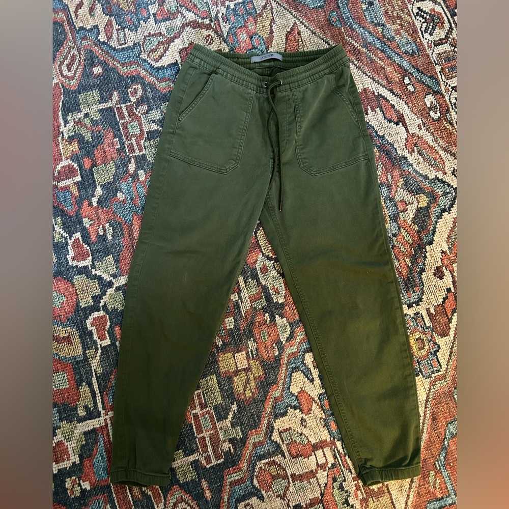 Joe’s jeans green casual pants with drawstrings